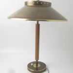586 4704 Skrivbordslampa